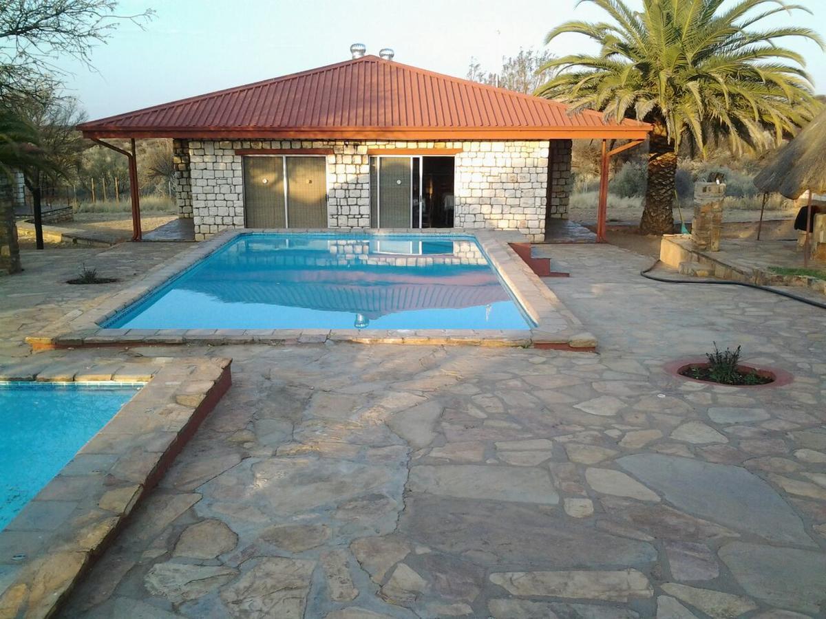 Murangi Travel Lodge Windhoek Extérieur photo